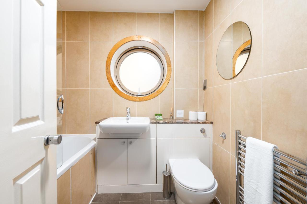 VESTO Piccadilly Circus - 3