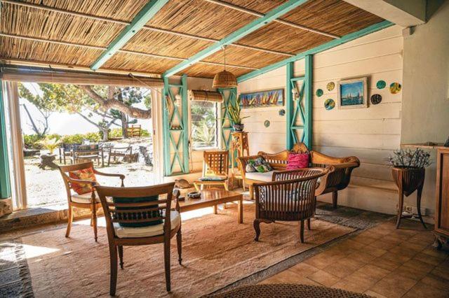 50 Shades of Blue - 4