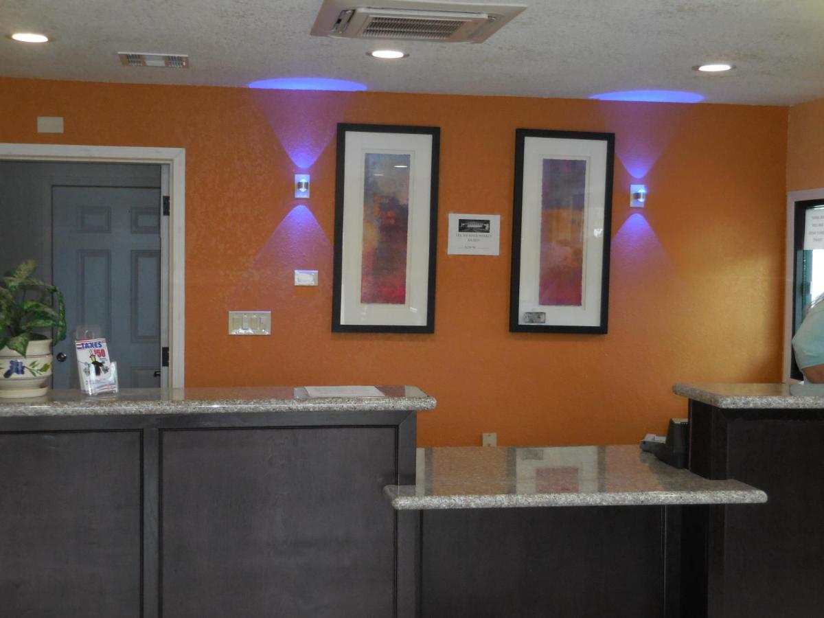 Best Economy Inn — photo 17