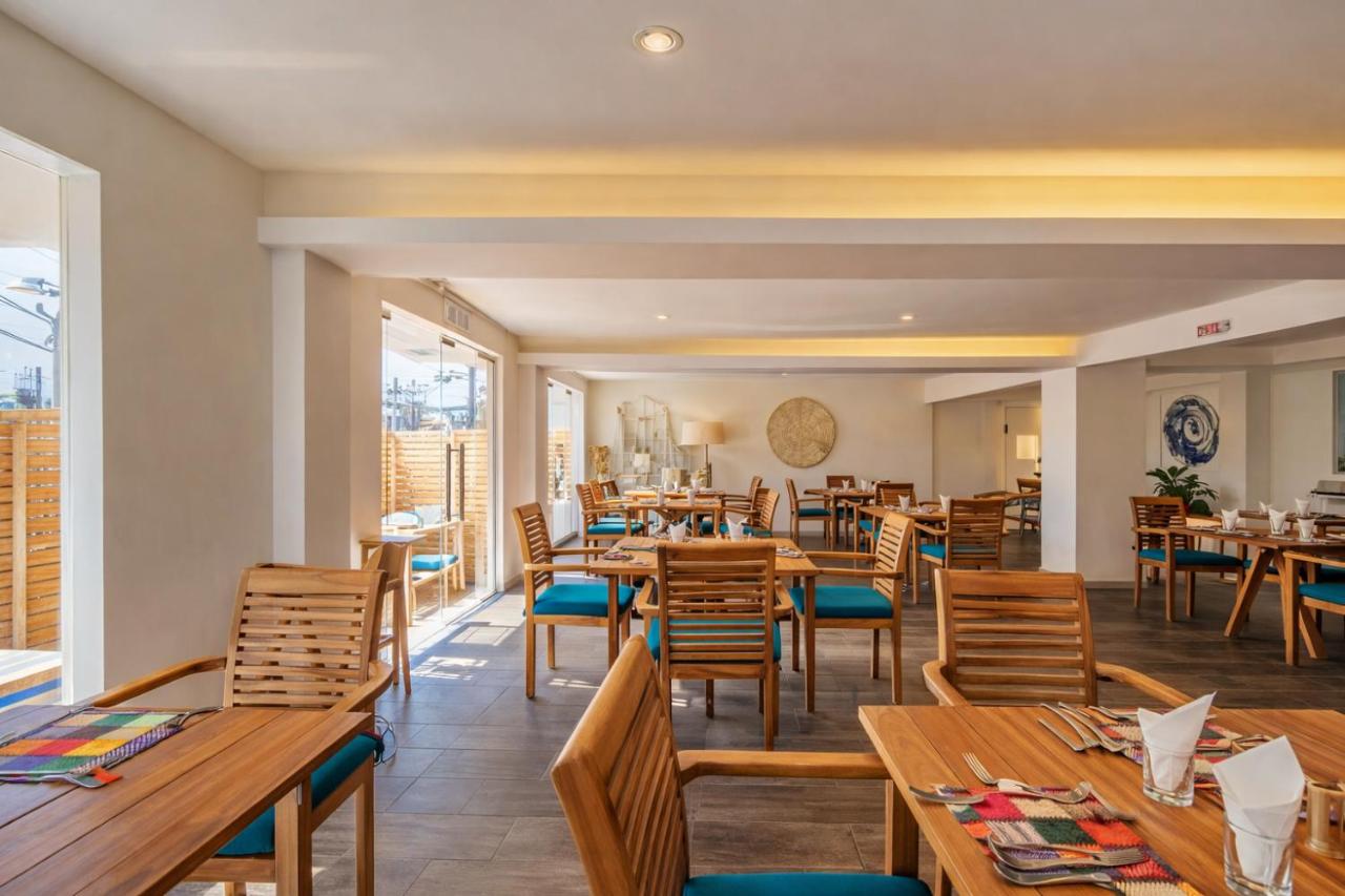 2 Bedroom Luxury Walk to the Beach APPT - 5