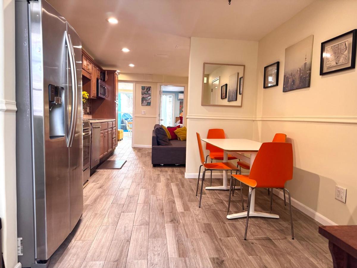 Cozy Garden Apartment in Washington Heights with Private Entrance - 4