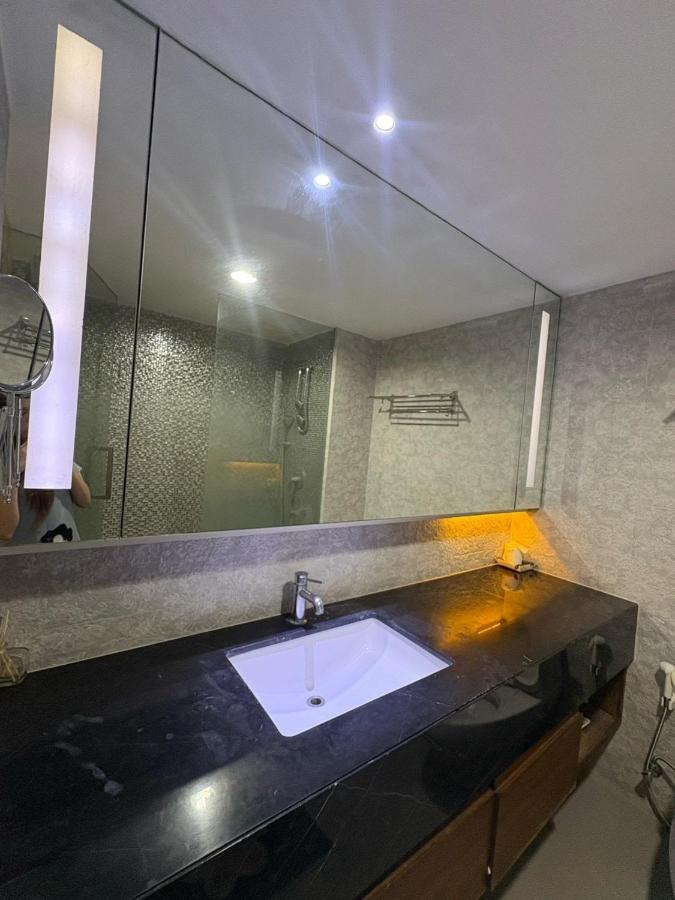 Jewelry trade center 2 bedrooms 2 bathrooms - 3