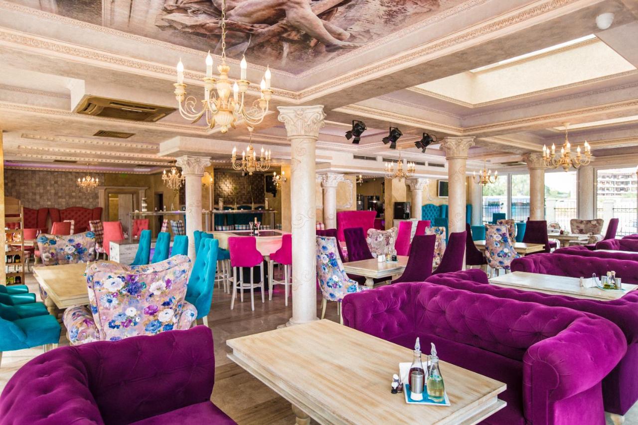 Avenue Deluxe Hotel photo