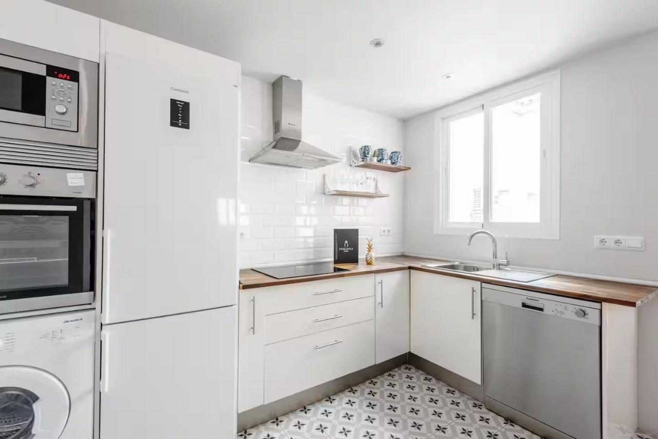 Spacious 3BR City Center Walk Everywhere - 3