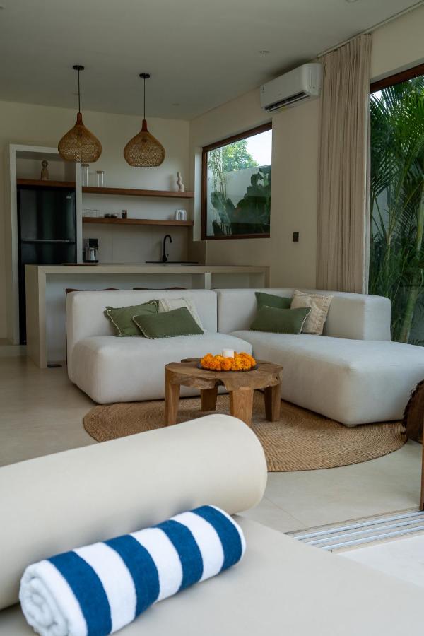 Majo 1BR Romantic Villa - 3 Min to Thomas Beach - 2