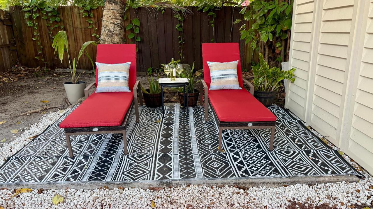 The Coconut Grove Hideaway