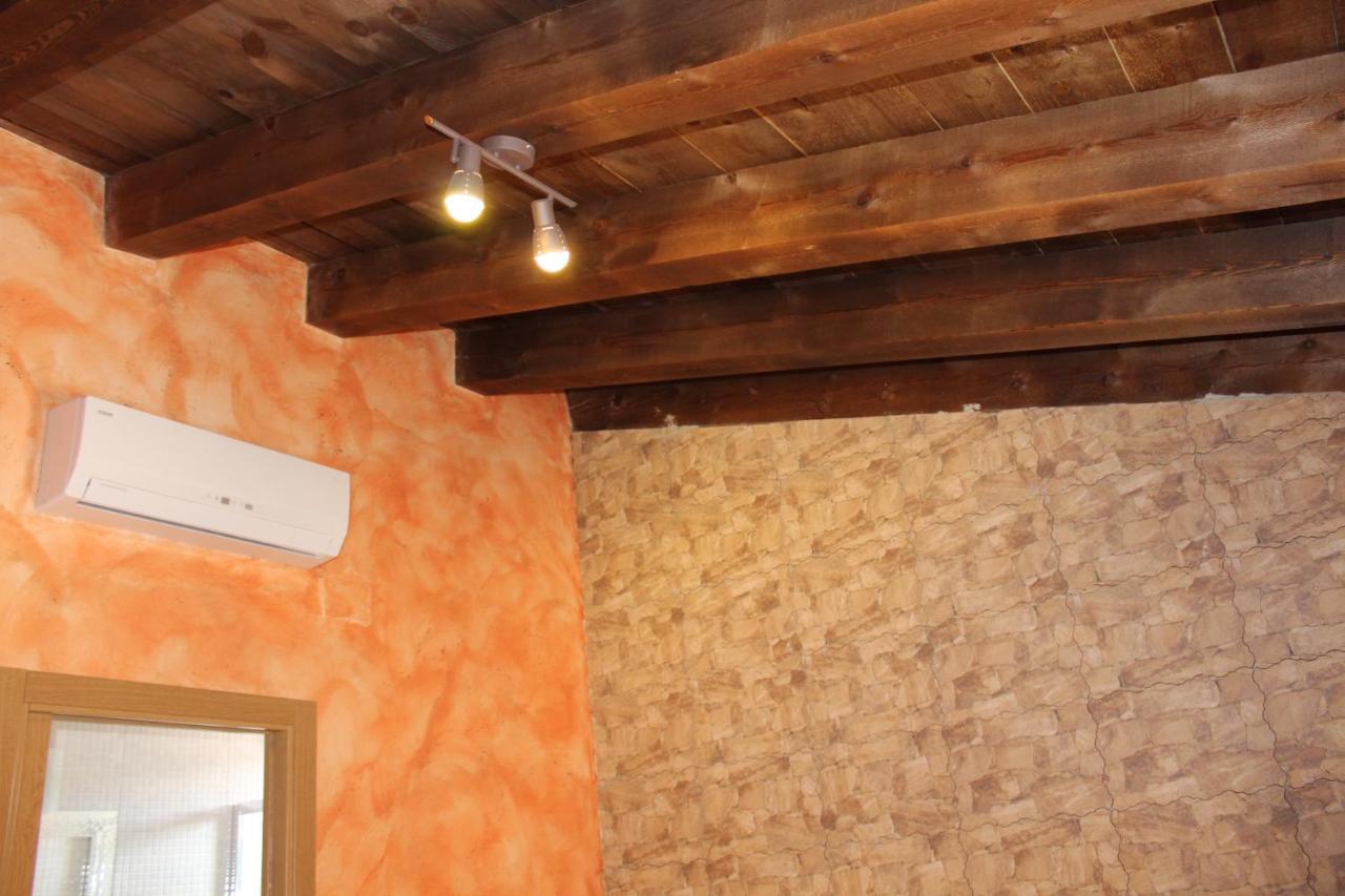 Pension Pensión Media Luna (Spanje Andorra) - Booking.com