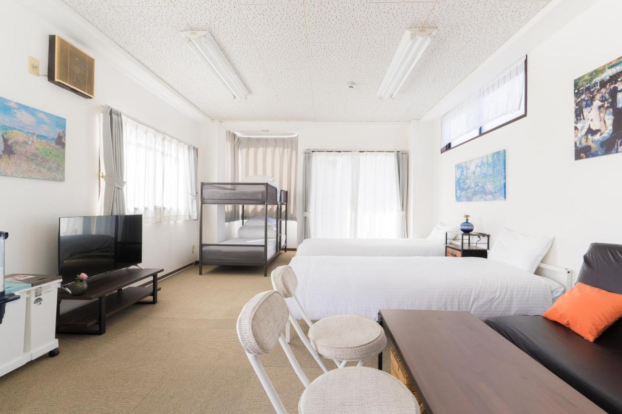 Perfect Location for Exploring Osaka! Near Station