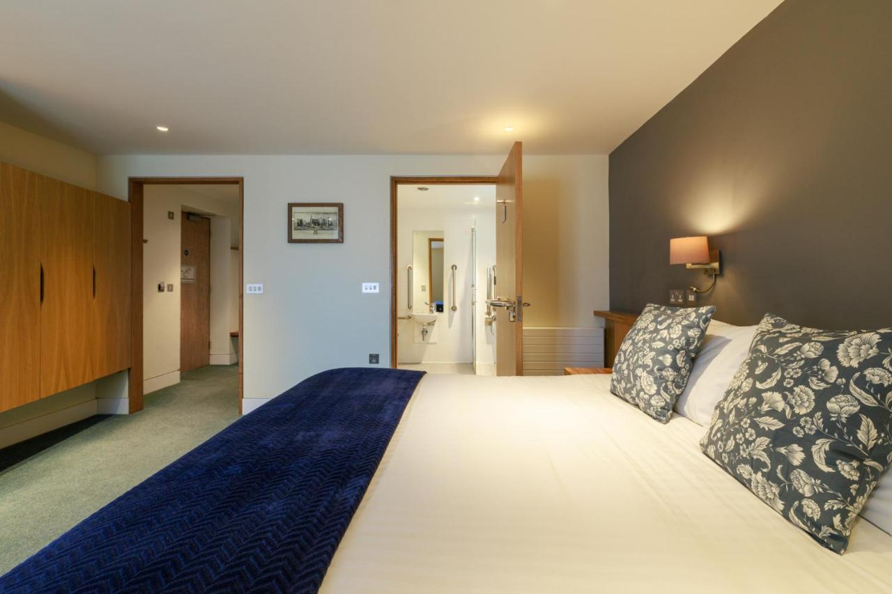 Fully Accessible Room