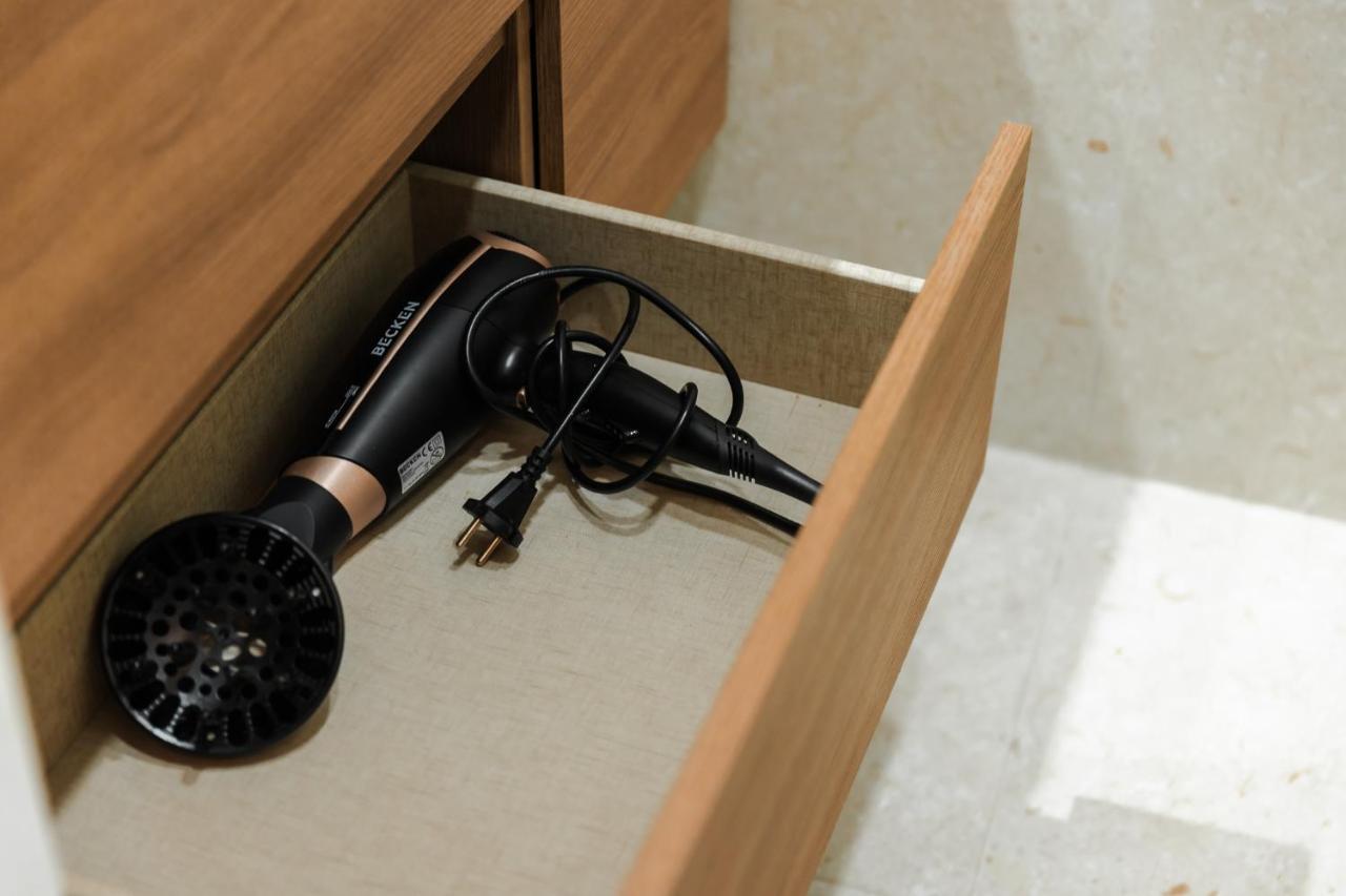 PN Modern & Tastefully Renovated - 3BR Apartment in the Heart of Lisbon - 4