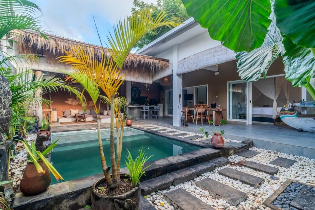 Jellyfish3 2BR for Groups, 5 Min to Thomas Beach