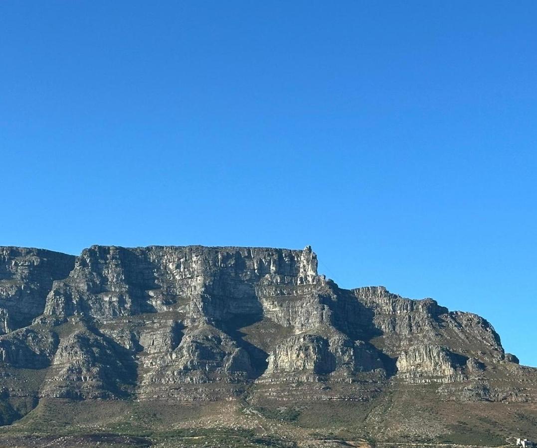 Stylish Loft with Breathtaking Mountain Views - 2