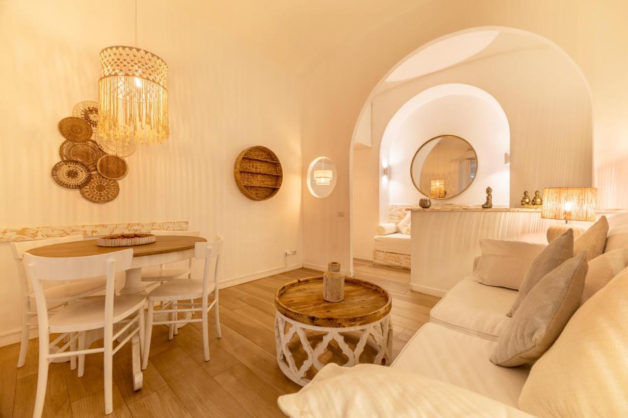 Next to Vatican Museum Luxury Flat