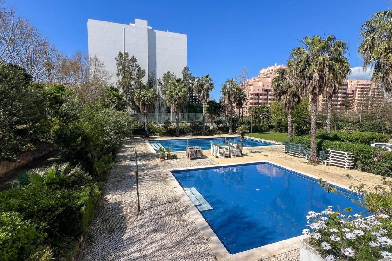 Piscina, Estacionamento, AC a 3 min da Praia da Rocha JR - 5