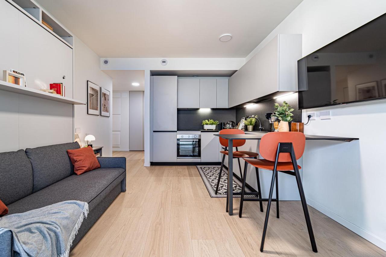 JOIVY Luxury Waterfront Studio with Balcony & Parking in Genoa - 2