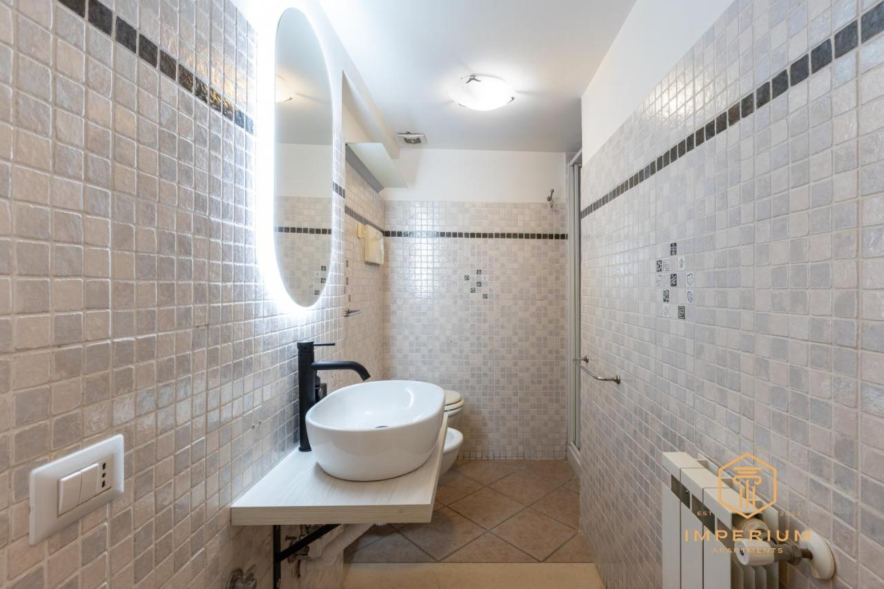 Historic Center Flat - 5min to Colosseum, 300mt to Metro, A-C - 3