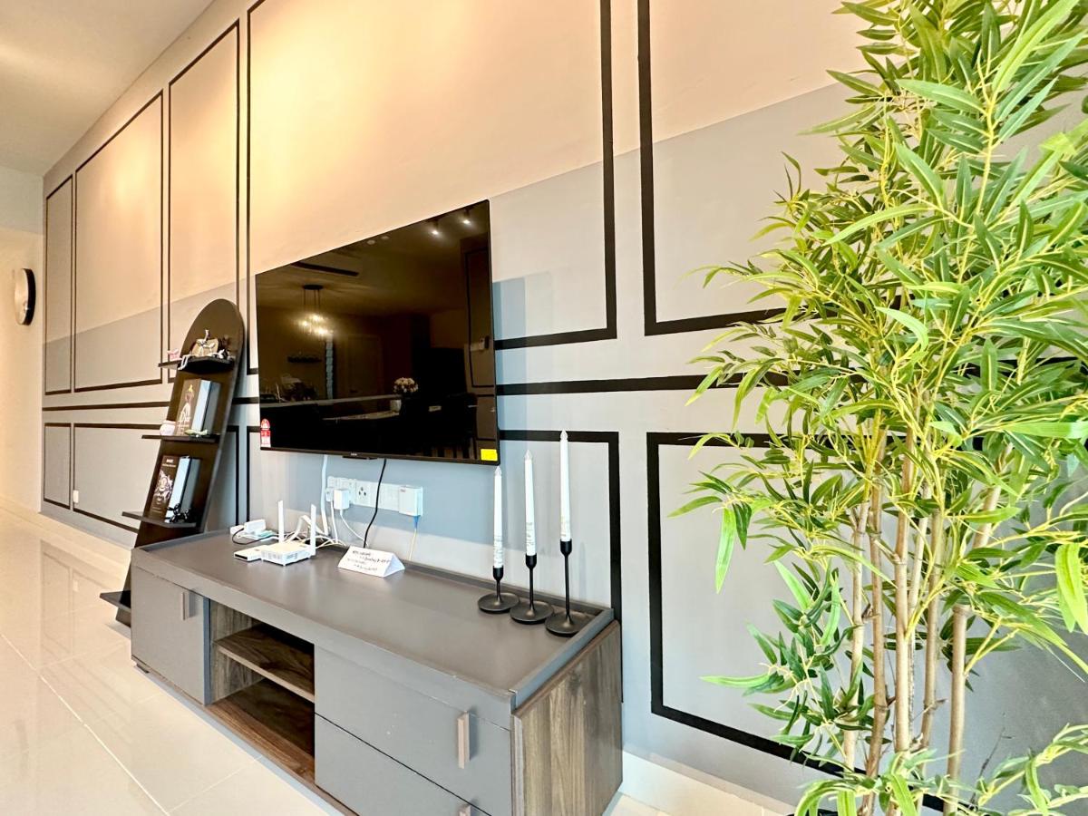 Modern 3BR Family Suite Mosaic Southkey Walk to Mid Valley - 4