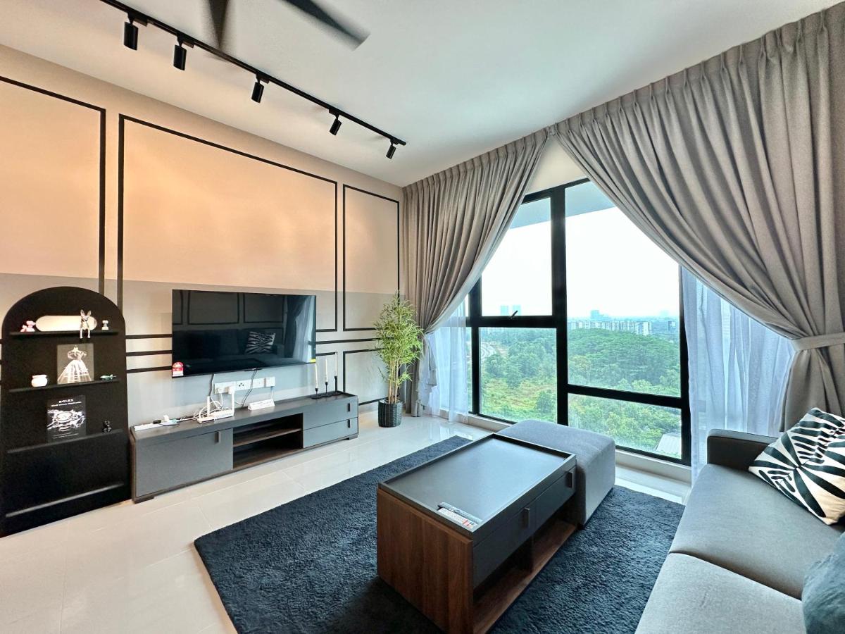Modern 3BR Family Suite Mosaic Southkey Walk to Mid Valley - 3