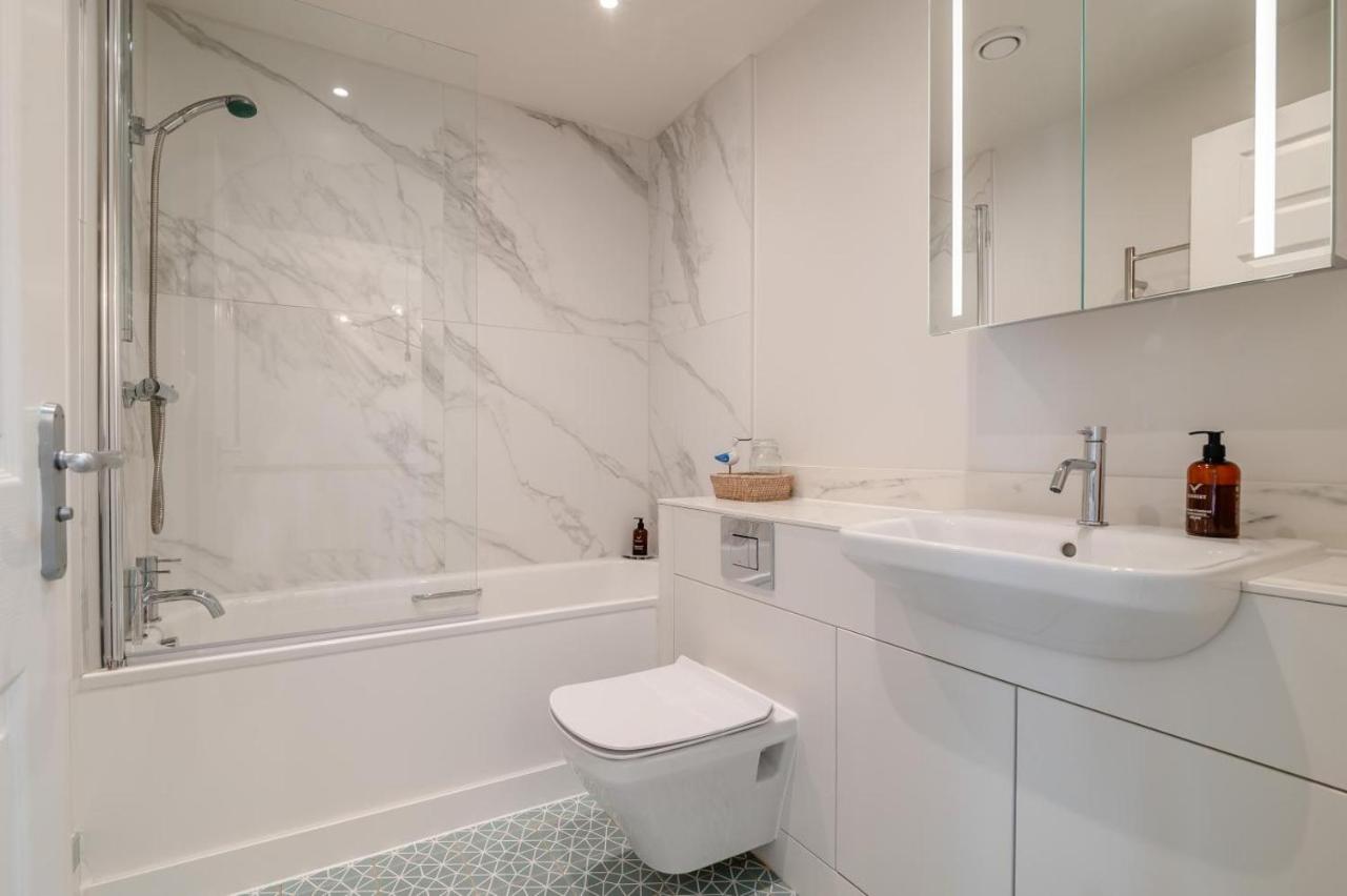 2 Bed in Bath oc-bhr44 - 3