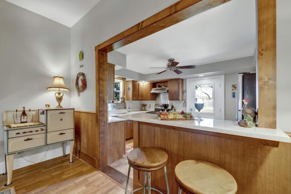 Austin 412 Luxury Guest House — photo 18