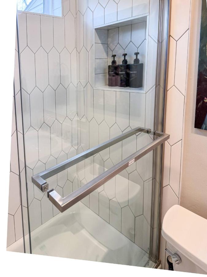 Hidden Gem on Jewel - 3