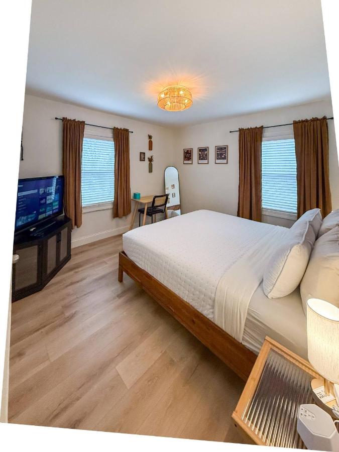 Hidden Gem on Jewel - 2