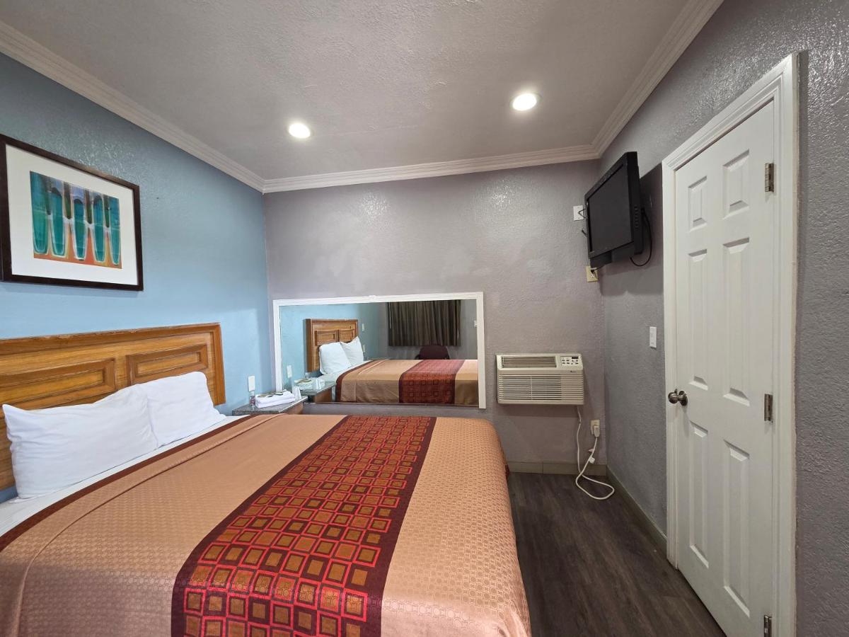 Astro Motel — photo 2