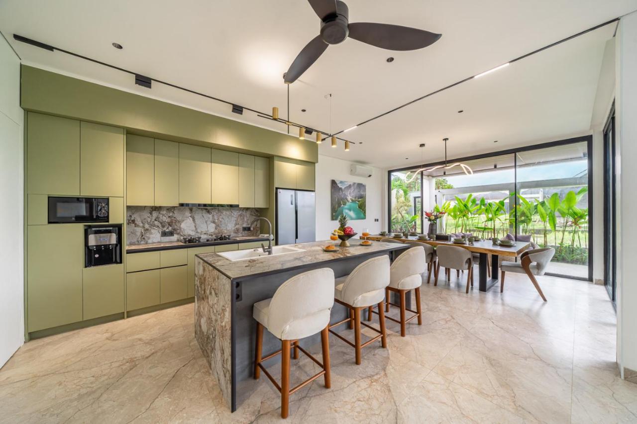 Luxury 3BR Designer Villa Ubud - 5
