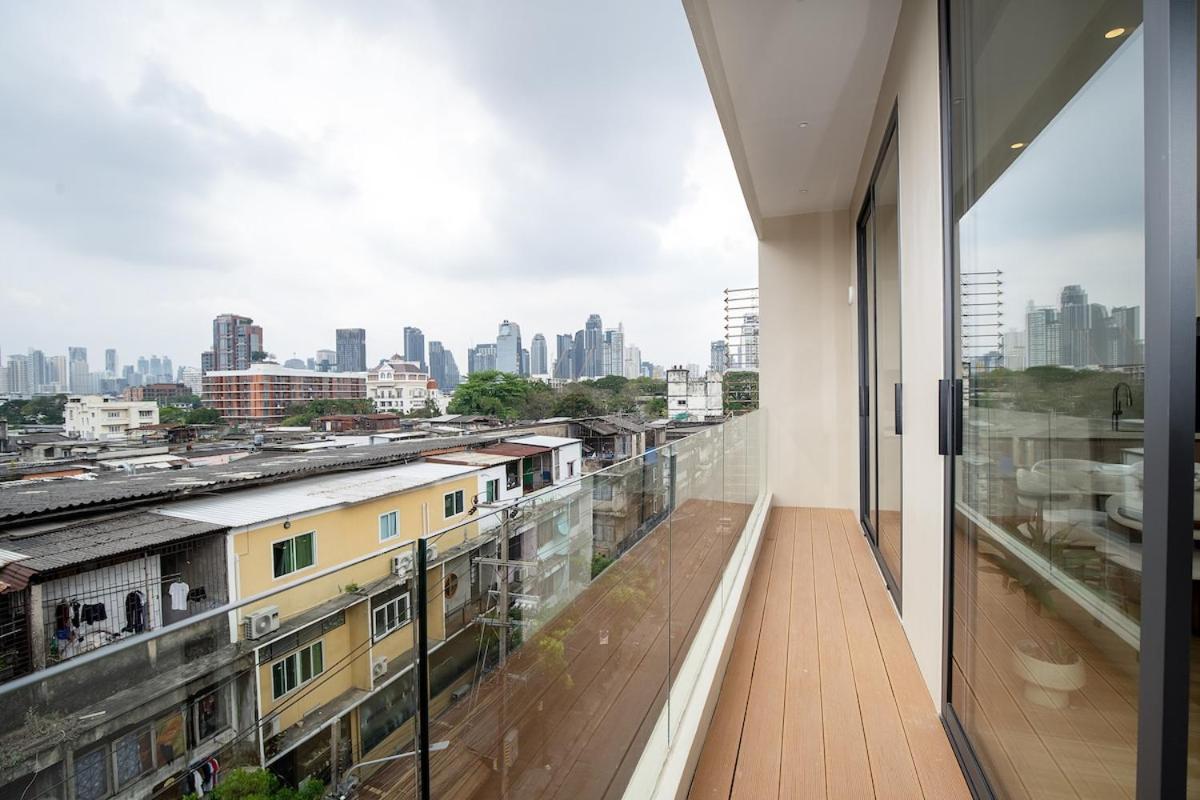 5BR Penthouse in Sukhumvit 650m to BTS Ekamai - 5