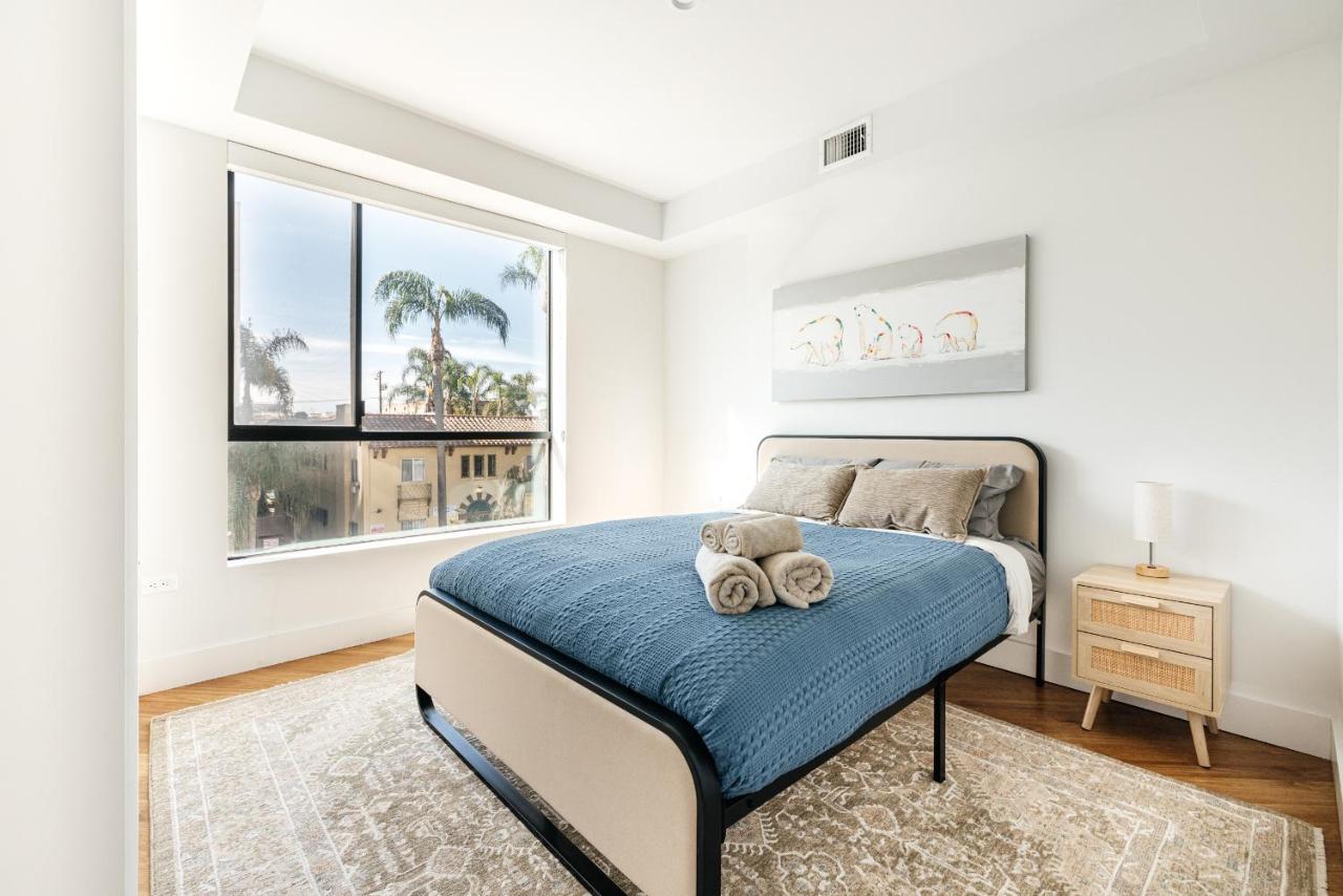 Lux Hotel style 2 bedroom apartment gym parking rooftop - 2