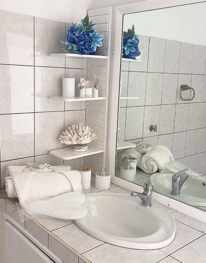 Cocoon Signature - 3