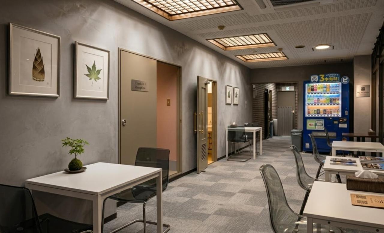 心斎橋難波関空直通Nambaminami direct to Shinsaibashi Ambers Hostel