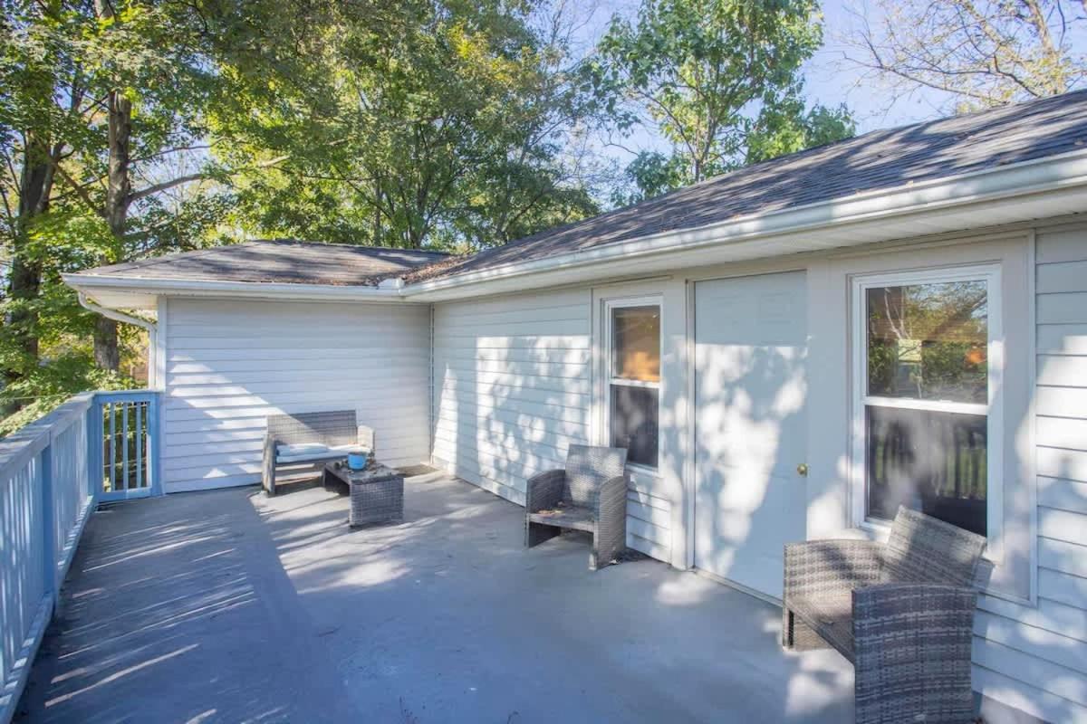 Upper Unit Retreat Pet-Friendly - 5