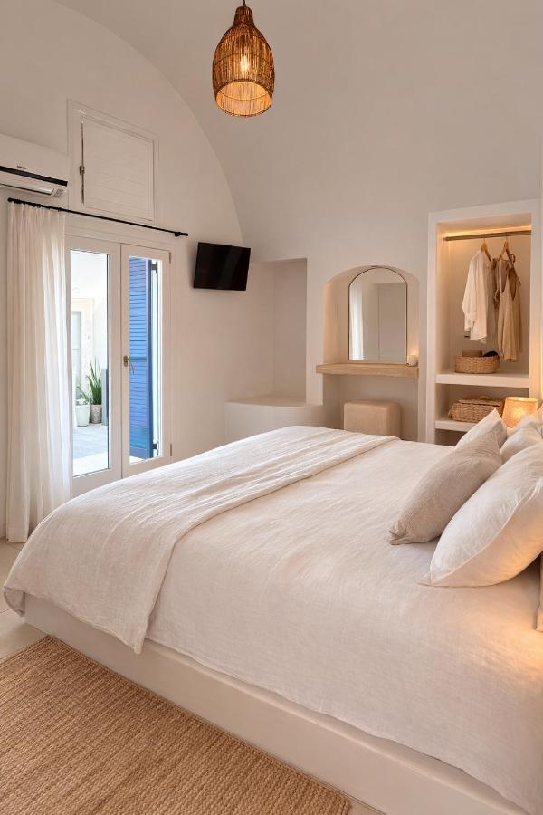 Aether Canava - Heated Pool in the heart of Fira - 2