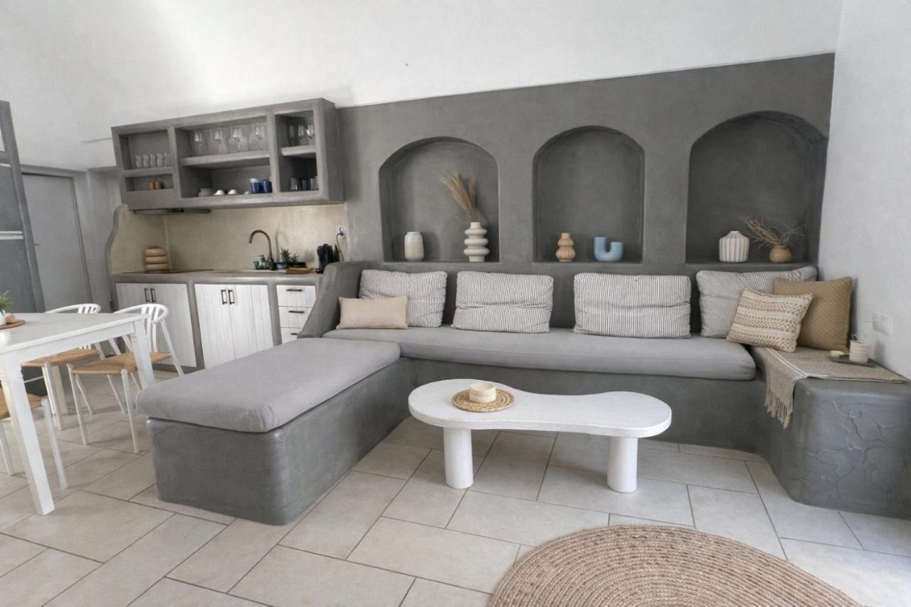 Aether Canava - Heated Pool in the heart of Fira - 5