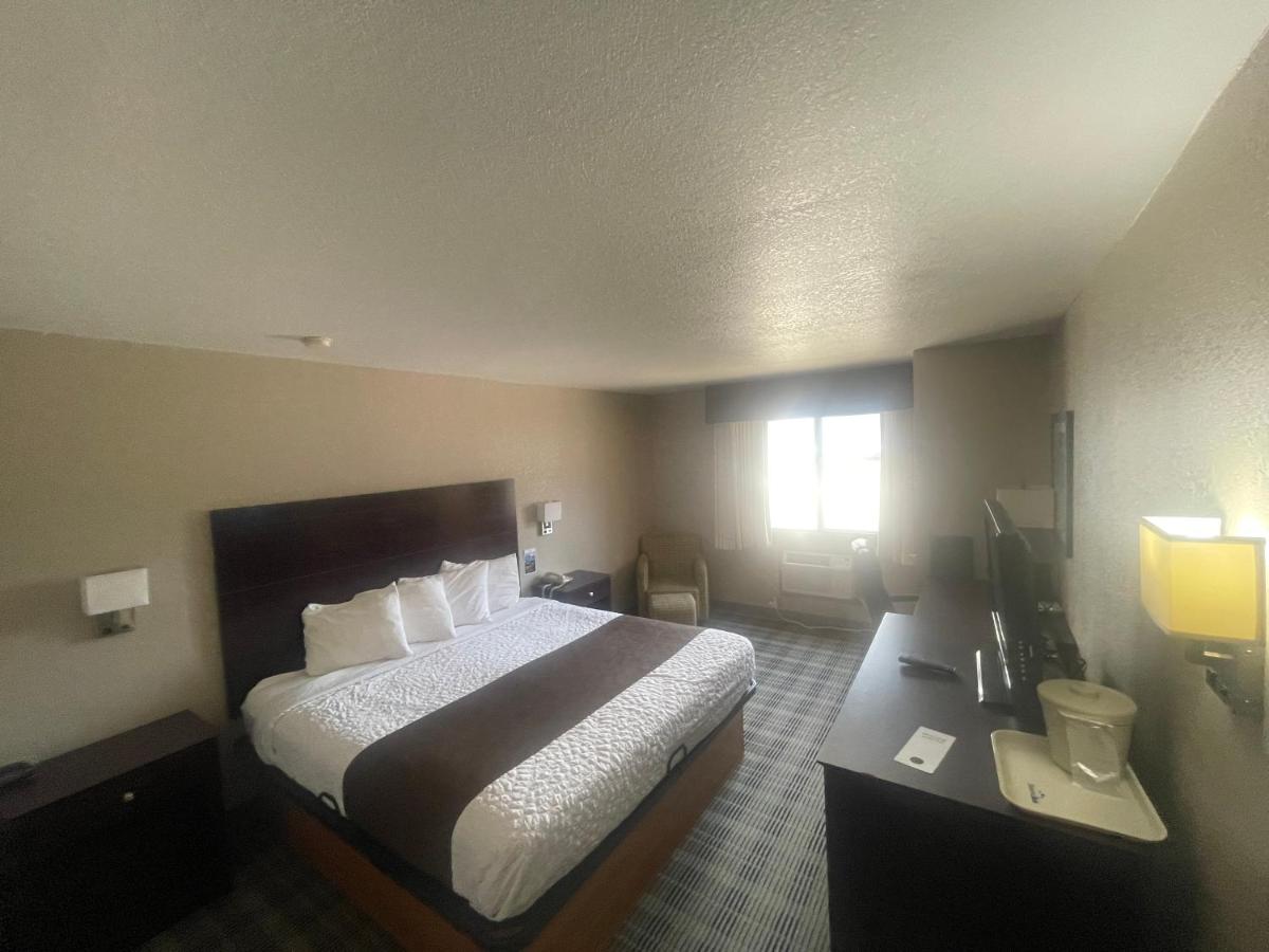 American Inn Council Bluffs — photo 12