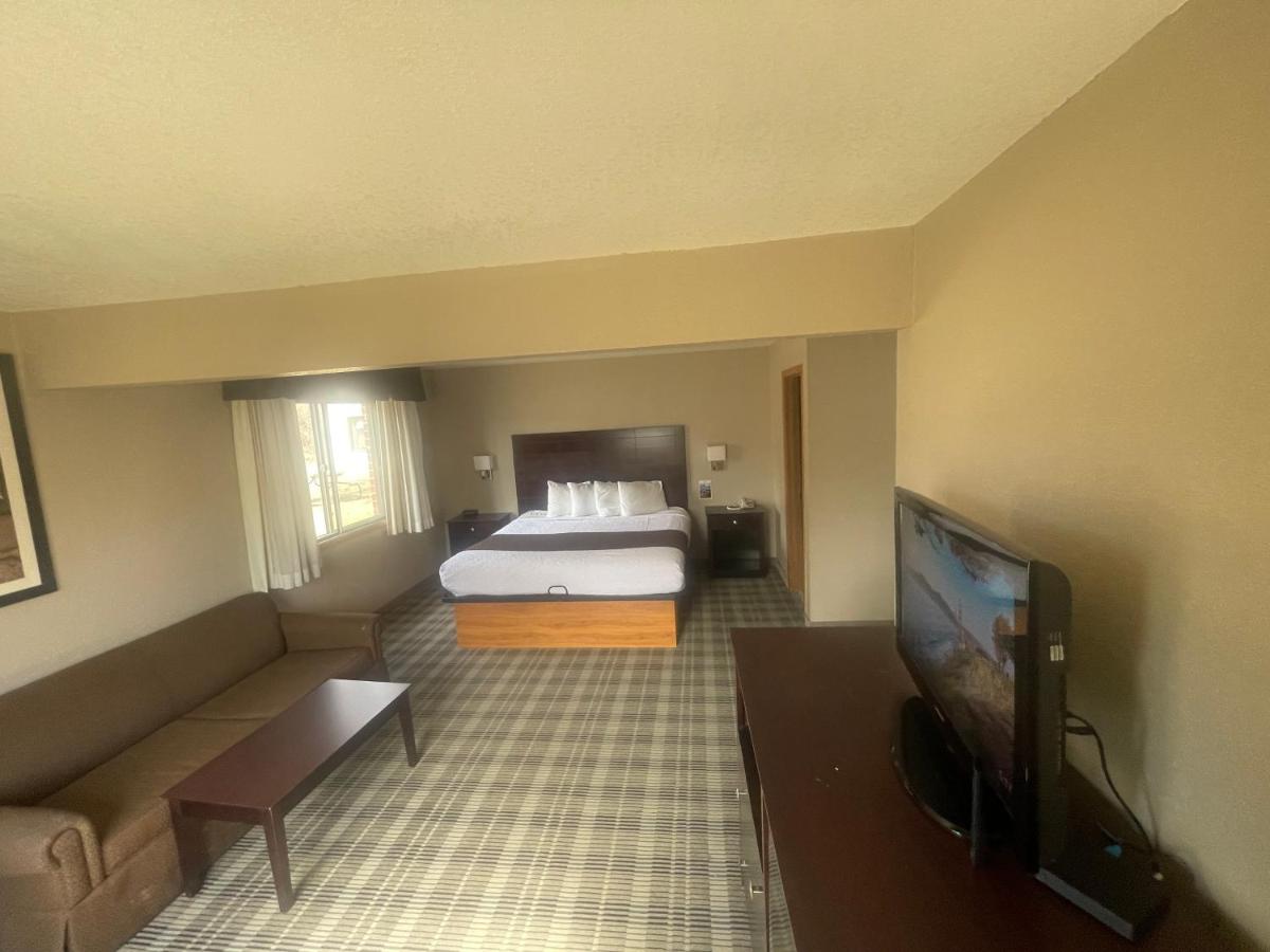 American Inn Council Bluffs — photo 16