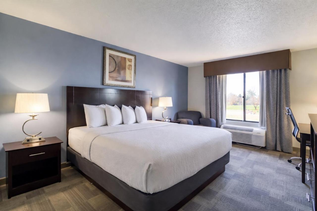 Greenfield Inn & Suites Owensboro, KY Airport — photo 10