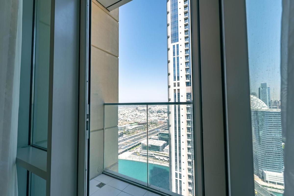 Skyline Escape Amna Tower Dubai - 4