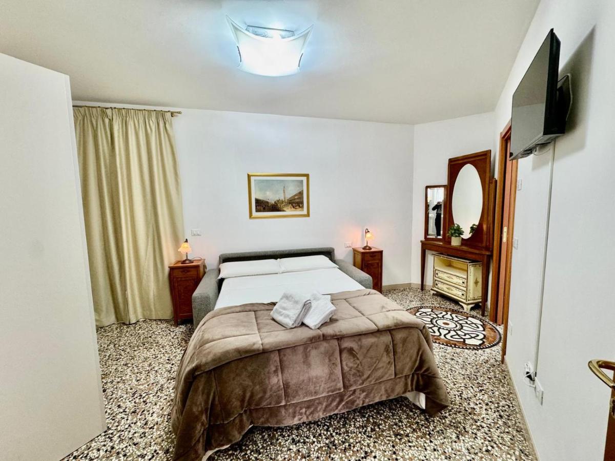 NK Venice Apartment - 2