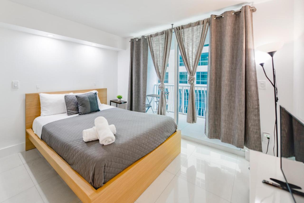 Comfortable Brickell Studio - City View & Free Parking