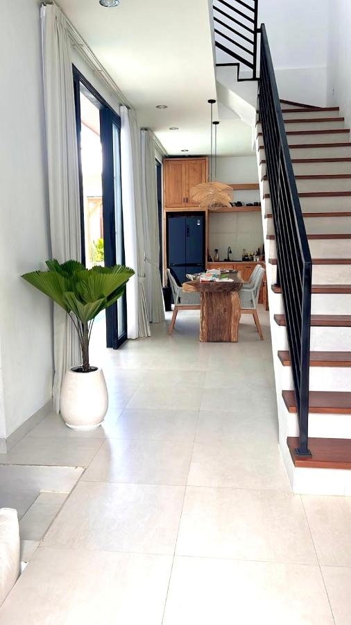 Foxy Corner Villa - 5