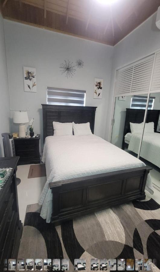 3Cs Montego Bay apt 3 - 5