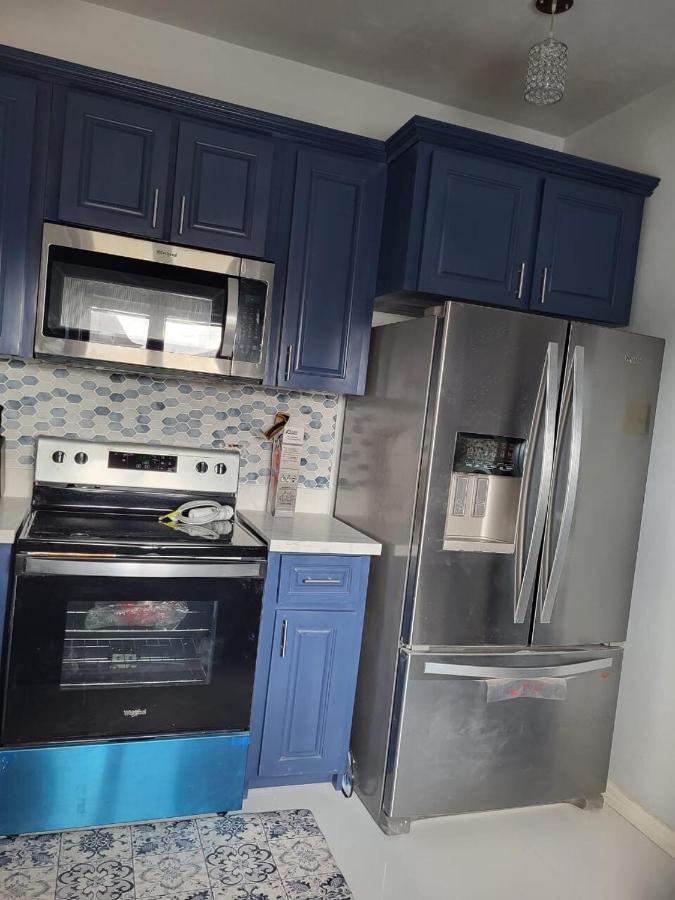 3Cs Montego Bay apt 3 - 3