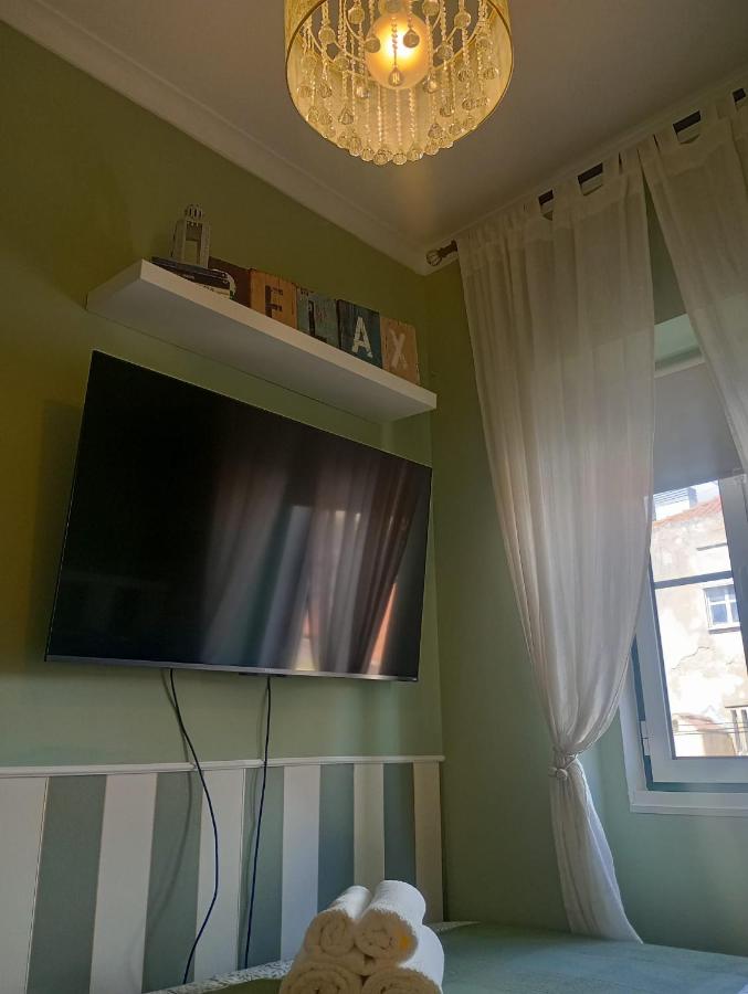 Alfama Little Gem - 3