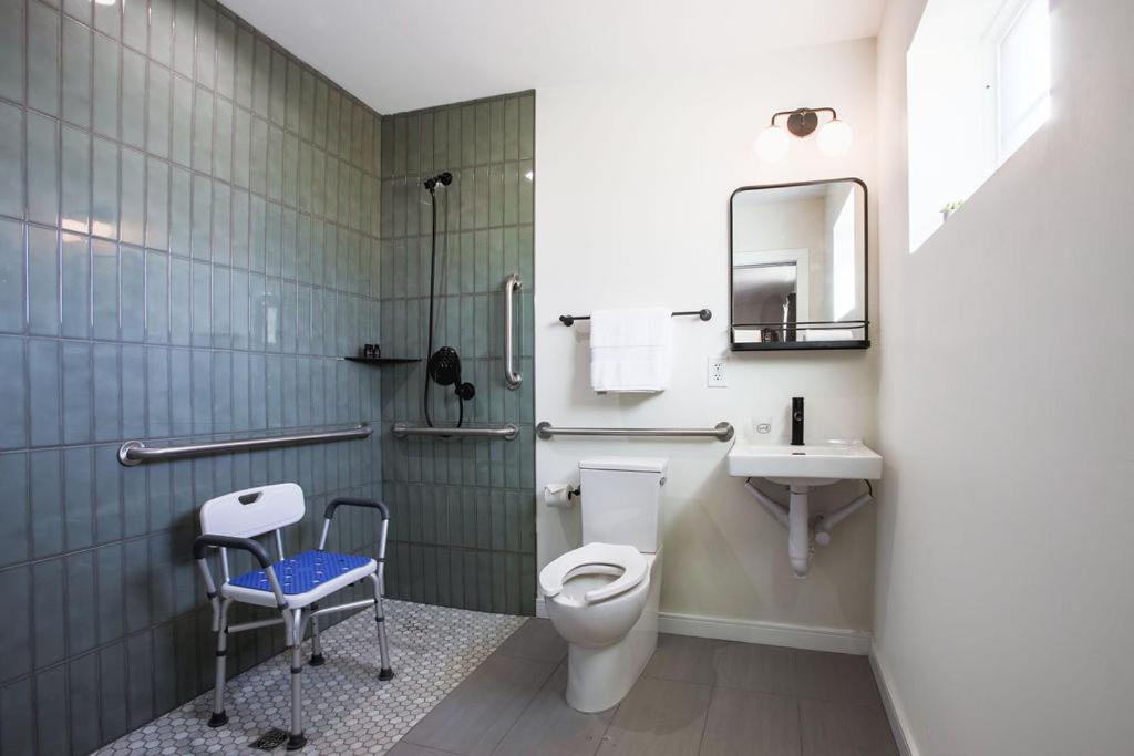 Salt Ranch Hotel - 3