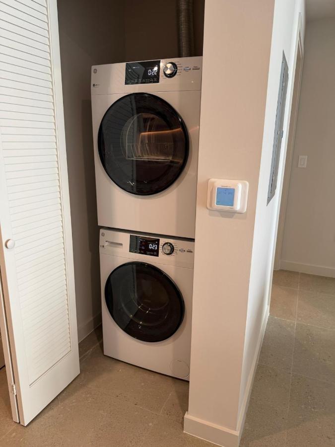 The Crosby apartment in the heart of Downtown - 5