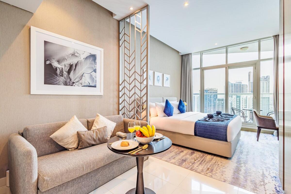 Stylish Studio Business Bay - Canal View - Gym & Pool