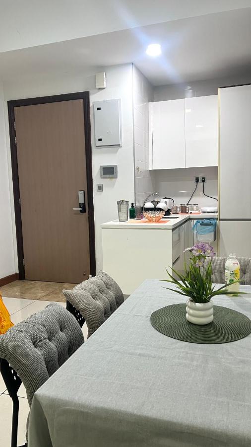 High floor City view 2BR condo - 4