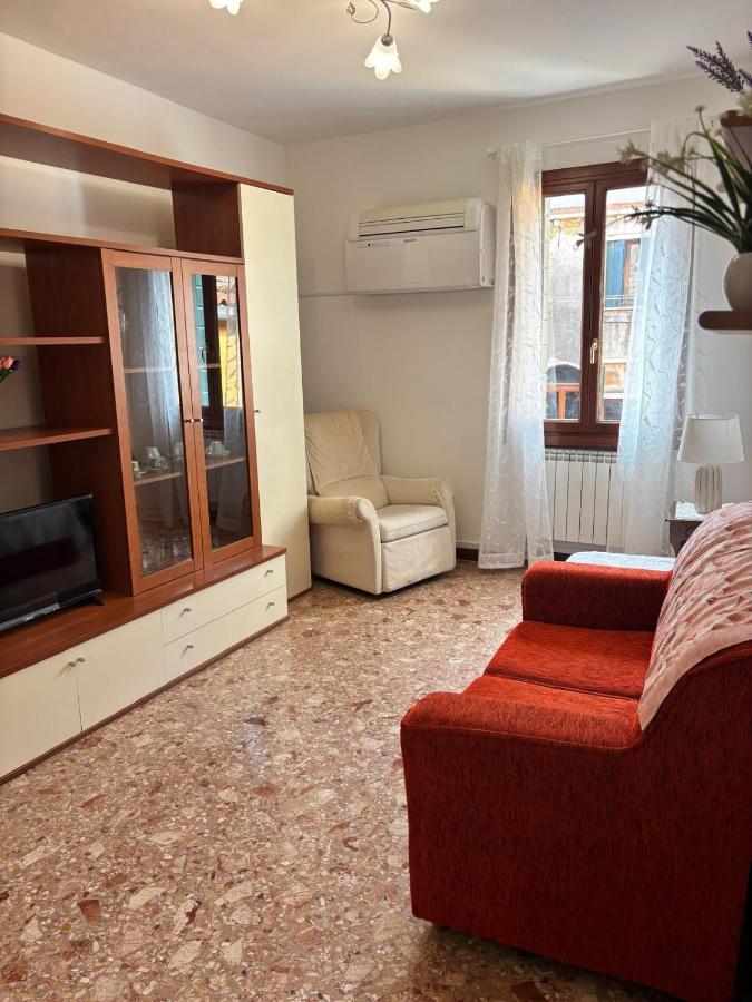 Il nido bianco - near Rialto Bridge - 5